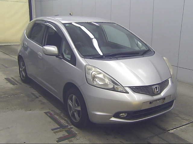 HONDA FIT — фото