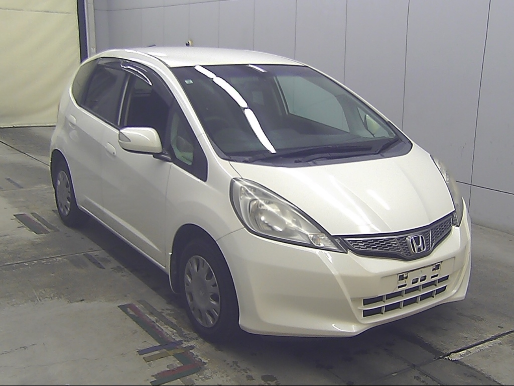 HONDA FIT — фото