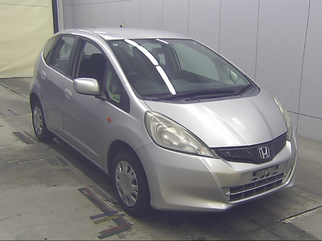 HONDA FIT — фото