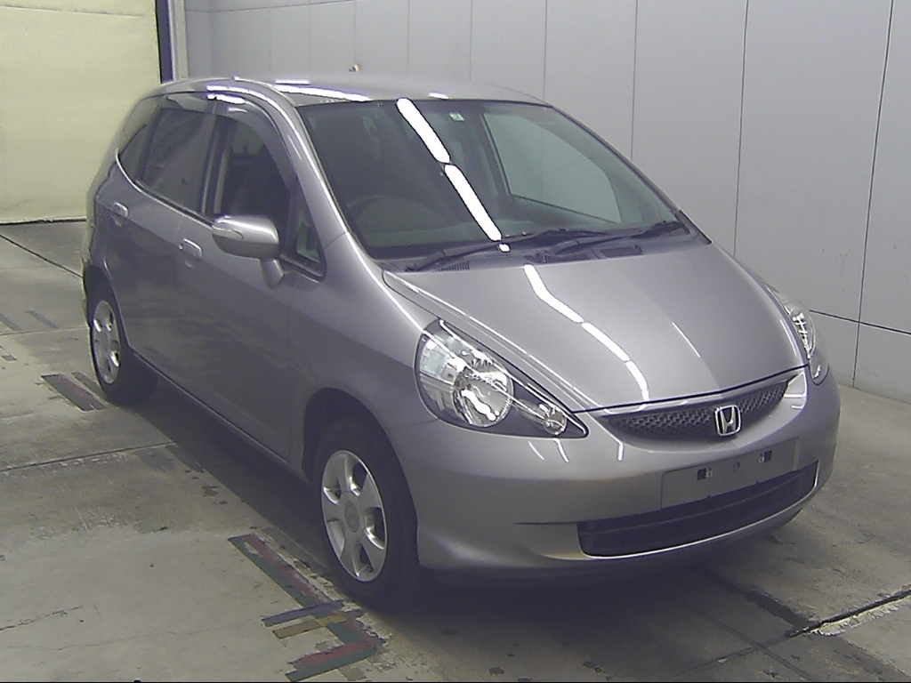 HONDA FIT — фото