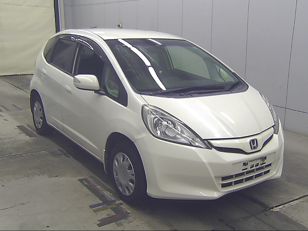 HONDA FIT — фото