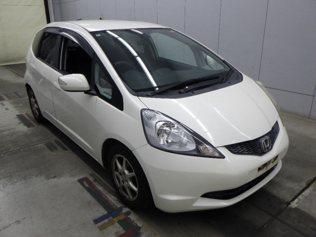 HONDA FIT — фото