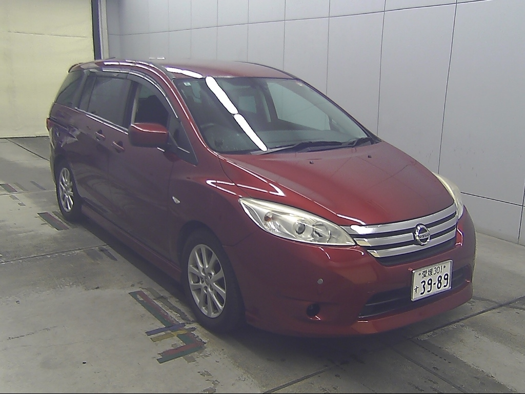 NISSAN LAFESTA — фото