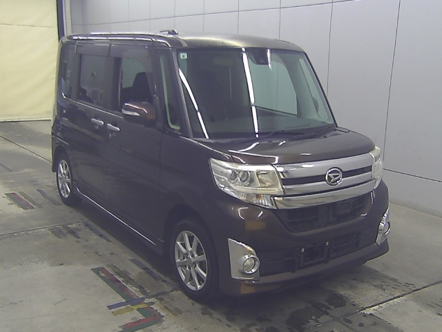DAIHATSU TANTO — фото