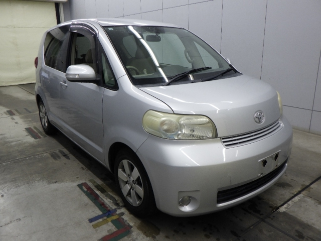 TOYOTA PORTE — фото