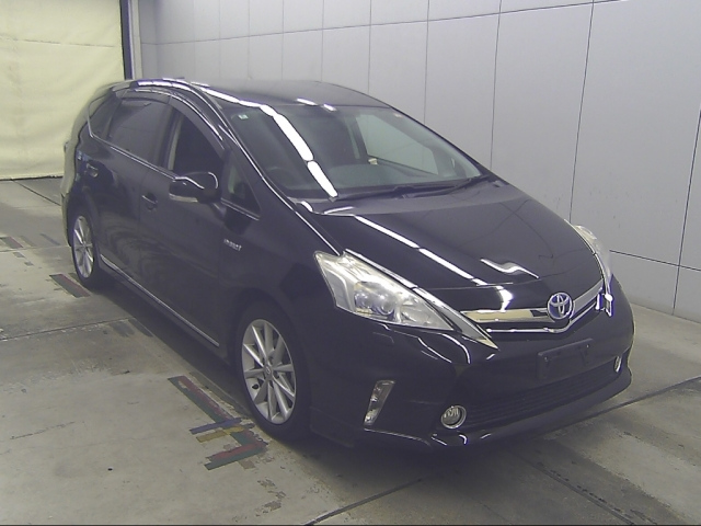 TOYOTA PRIUS — фото