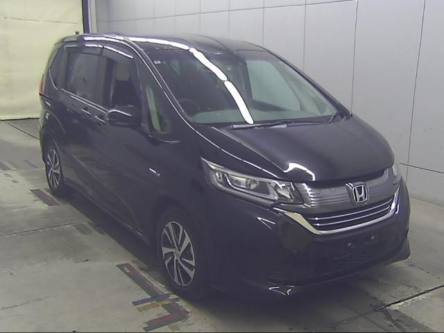 HONDA FREED — фото