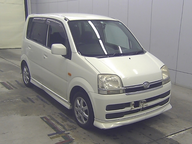 DAIHATSU MOVE — фото