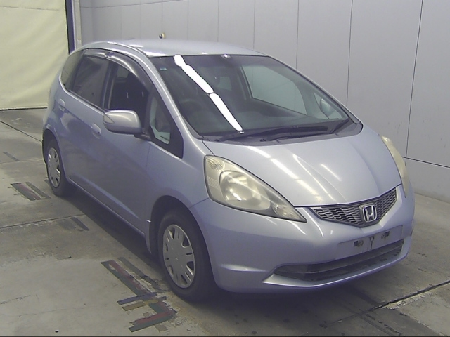 HONDA FIT — фото