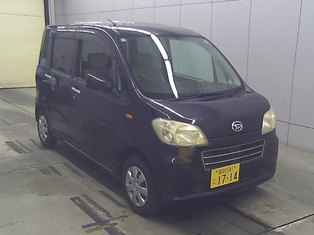 DAIHATSU TANTO — фото