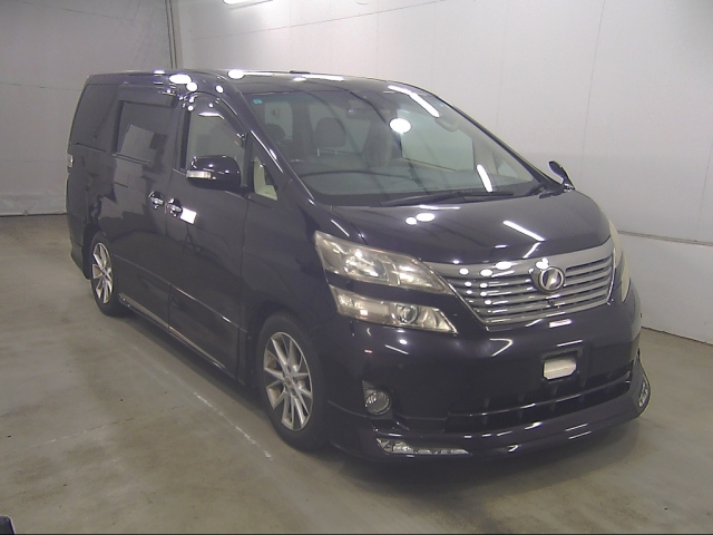 TOYOTA VELLFIRE — фото
