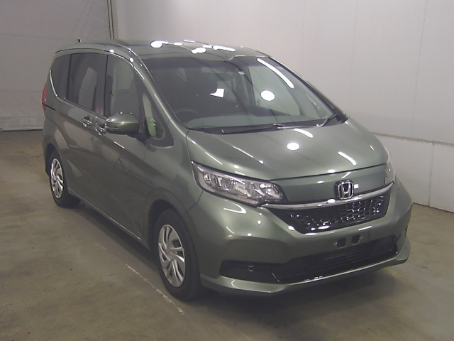 HONDA FREED — фото