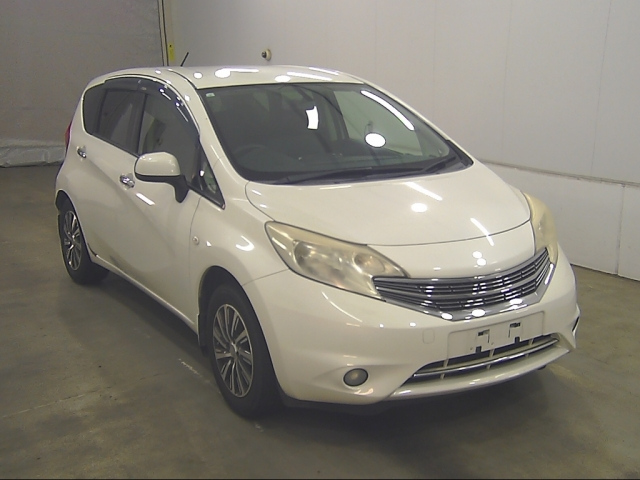 NISSAN NOTE — фото