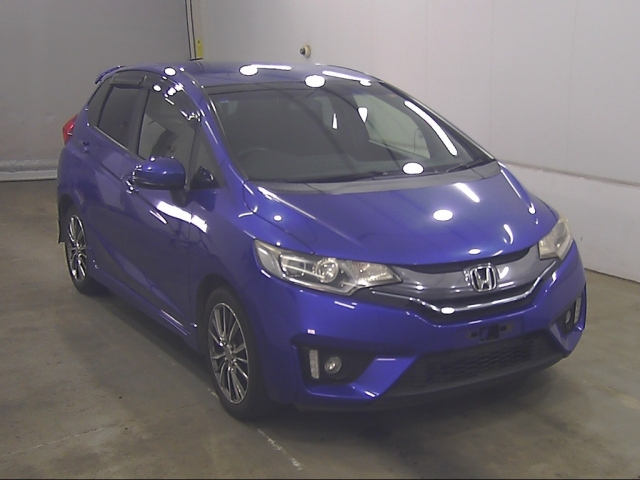 HONDA FIT — фото