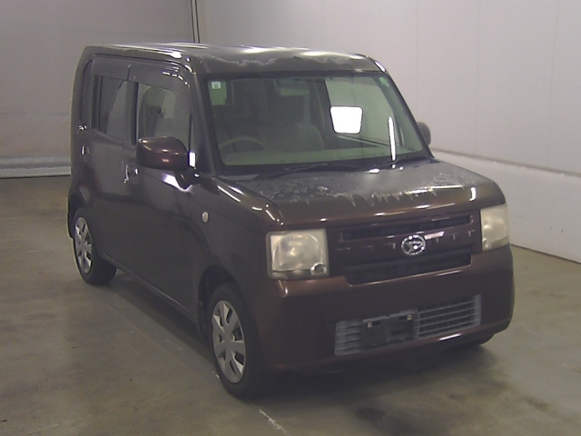 DAIHATSU MOVE — фото