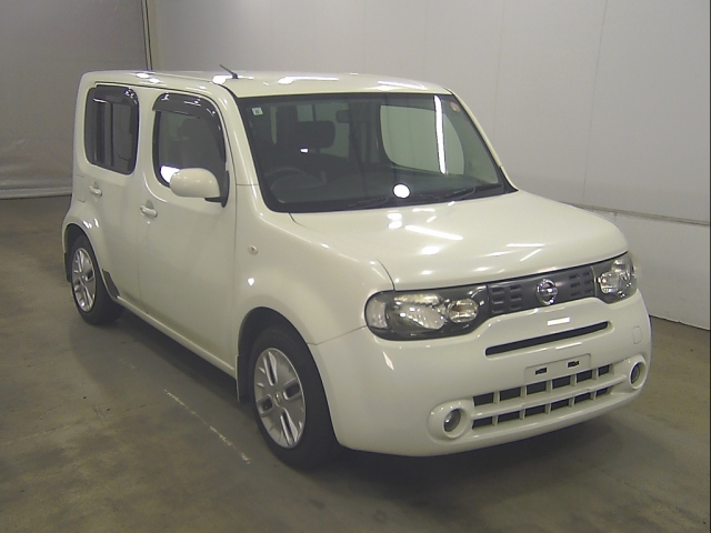 NISSAN CUBE — фото