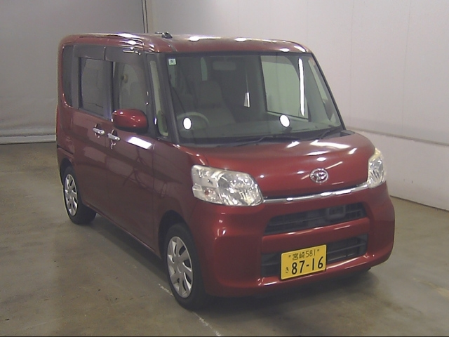 DAIHATSU TANTO — фото