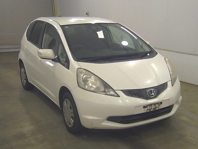 HONDA FIT — фото