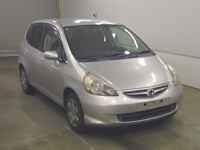 HONDA FIT — фото