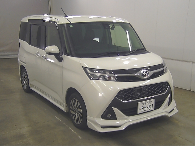 TOYOTA TANK