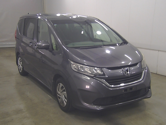 HONDA FREED — фото