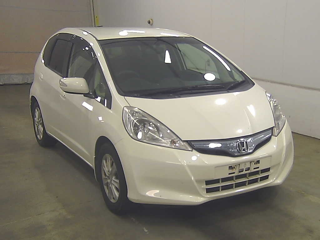HONDA FIT — фото