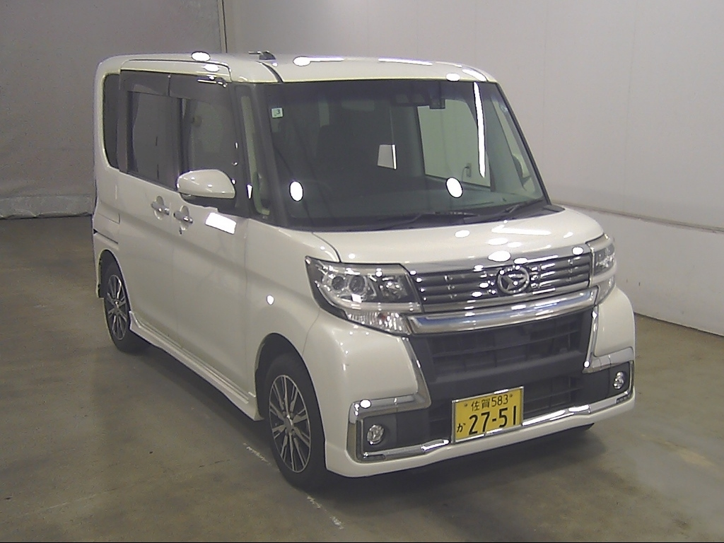 DAIHATSU TANTO — фото