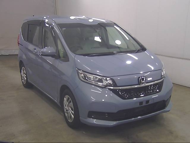 HONDA FREED — фото