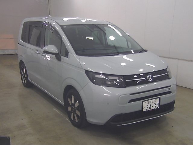 HONDA FREED — фото