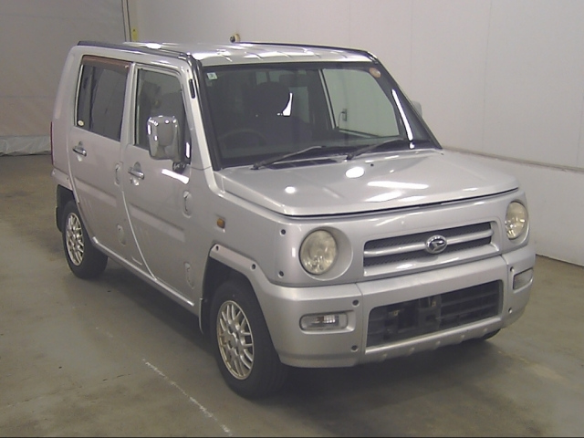 DAIHATSU NAKED — фото