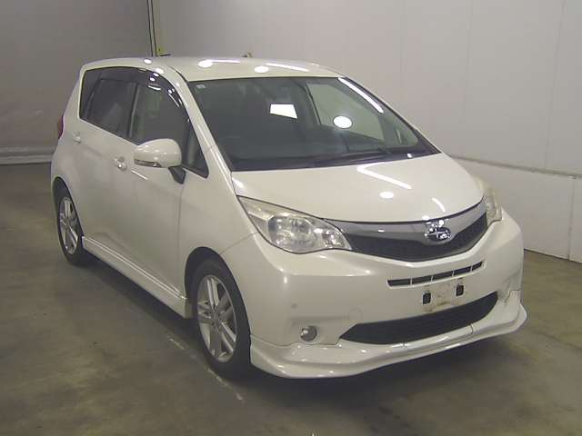 SUBARU TREZIA