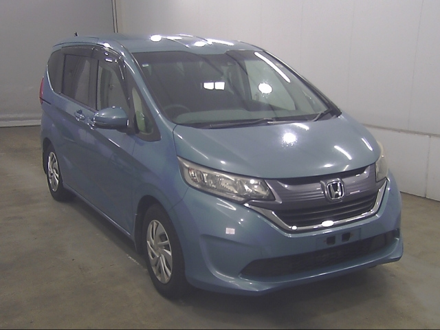 HONDA FREED — фото