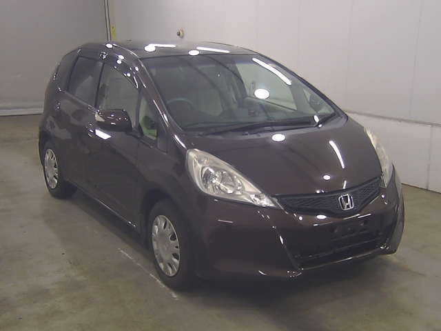 HONDA FIT — фото