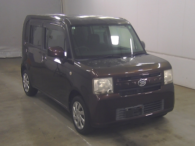 DAIHATSU MOVE CONTE