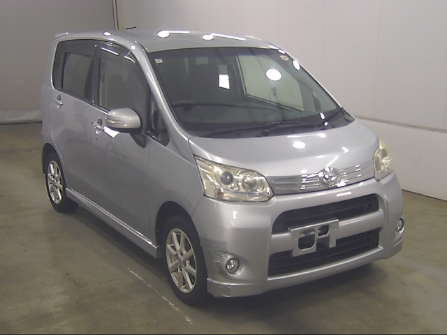 DAIHATSU MOVE — фото