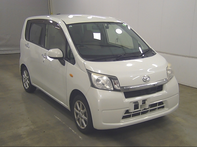 DAIHATSU MOVE — фото