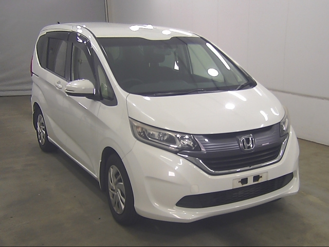 HONDA FREED — фото