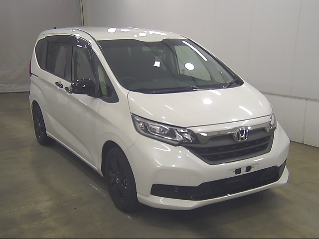 HONDA FREED — фото