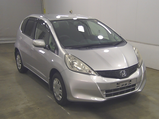 HONDA FIT — фото
