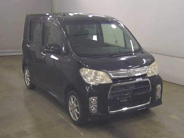 DAIHATSU TANTO — фото