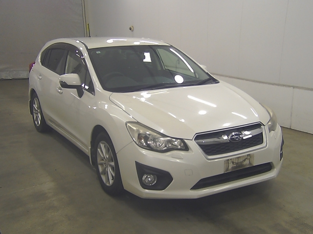 SUBARU IMPREZA — фото
