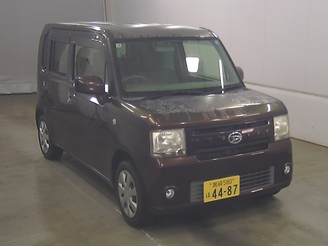 DAIHATSU MOVE — фото