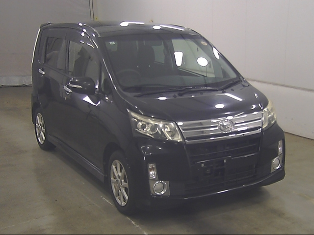 DAIHATSU MOVE — фото