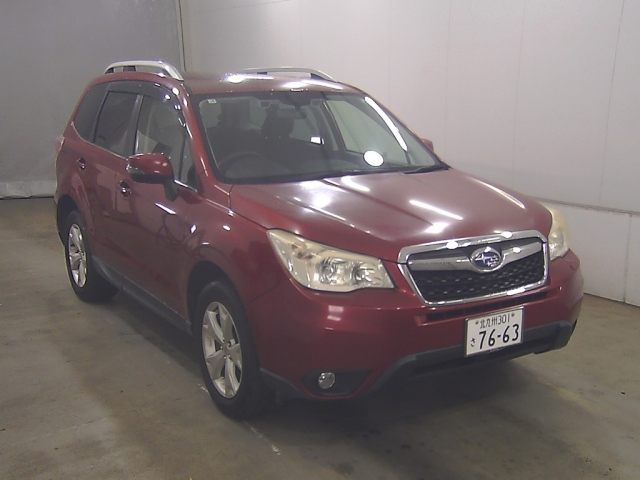 SUBARU FORESTER — фото