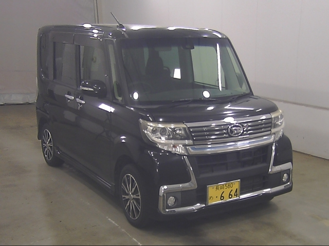 DAIHATSU TANTO — фото