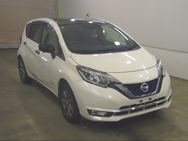 NISSAN NOTE — фото