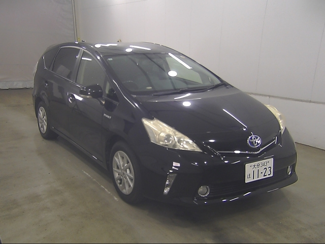 TOYOTA PRIUS — фото