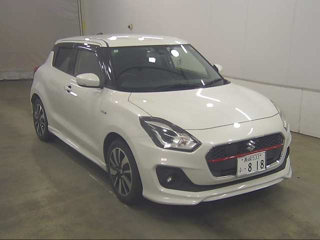 SUZUKI SWIFT — фото