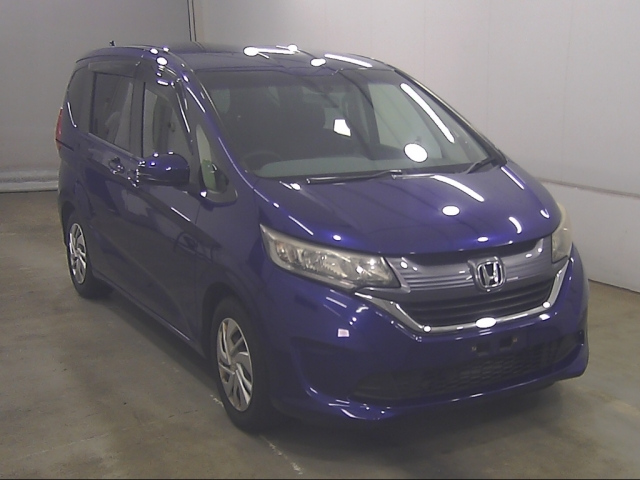 HONDA FREED — фото