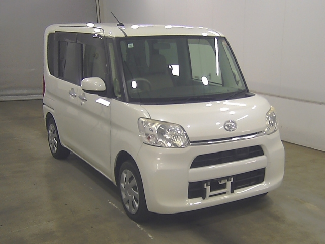 DAIHATSU TANTO — фото